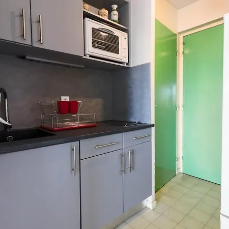 Calma, T2, A Pied, Piscine, Parking Apartamento *